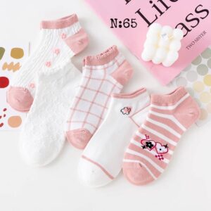 دسته 12 شراب - A set of 12 socks - in different shapes